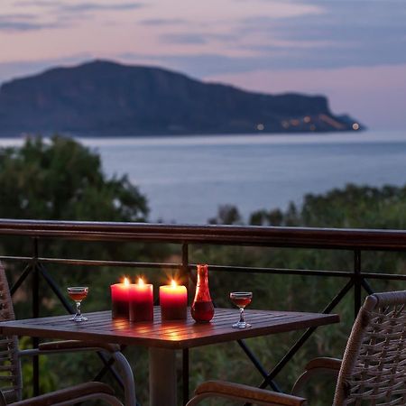 Iris Beach Hotel Monemvasia Extérieur photo
