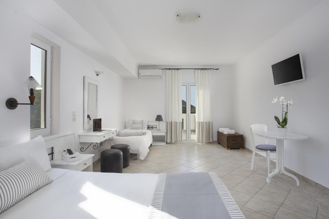 Iris Beach Hotel Monemvasia Extérieur photo