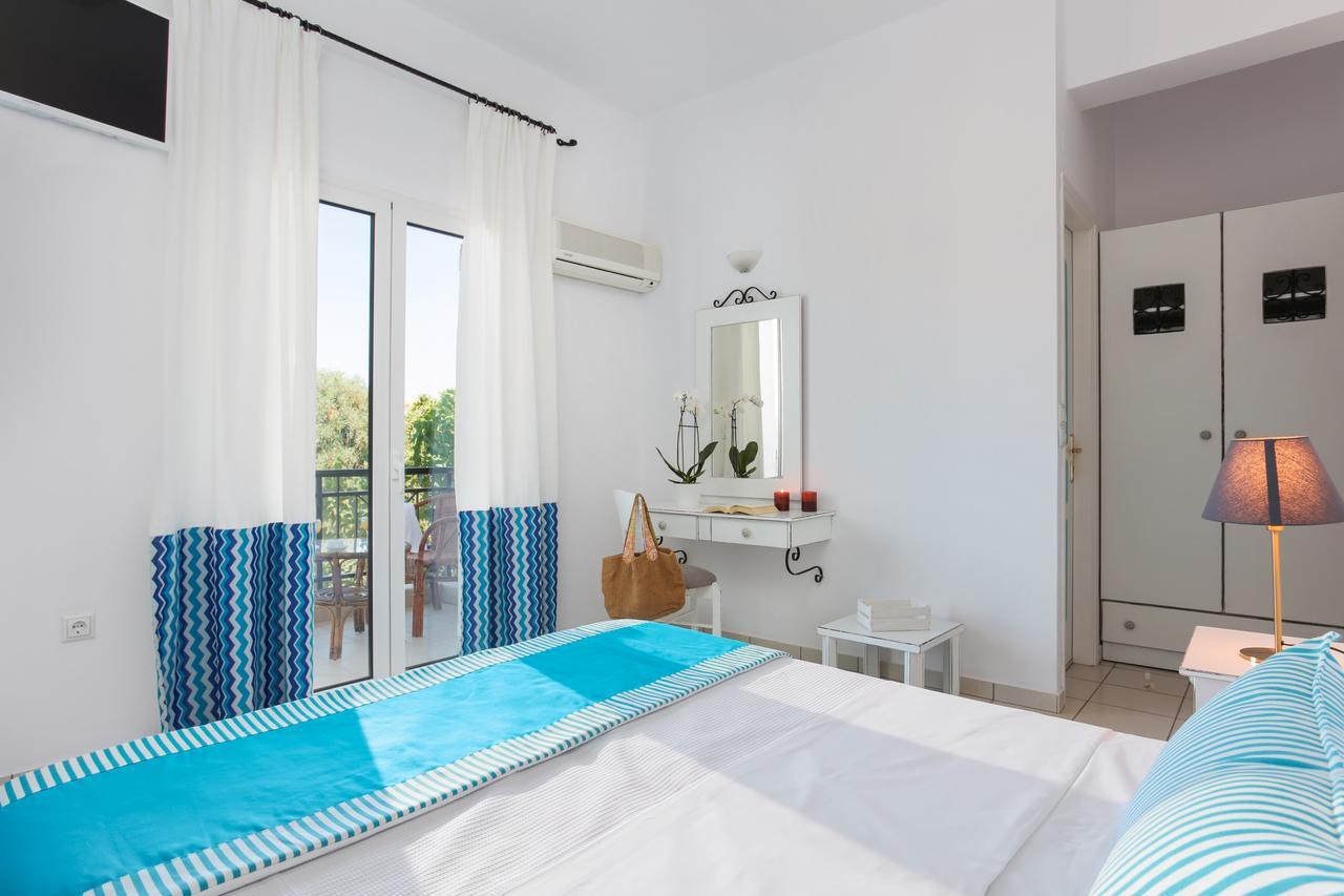 Iris Beach Hotel Monemvasia Extérieur photo